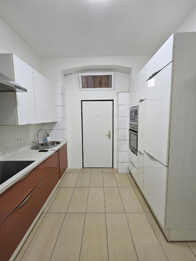 Cozy Core 10 Min To Center Appartement